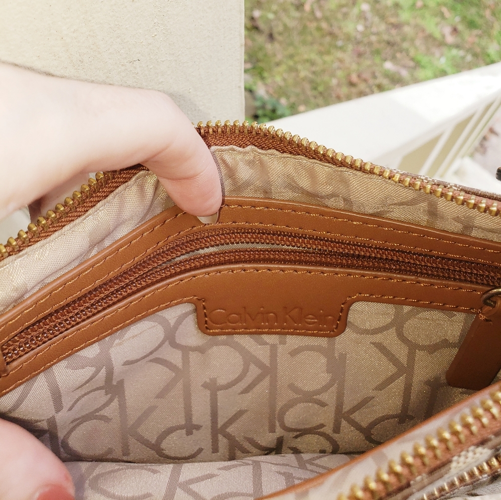 CK Satchel - Picture 9 of 10